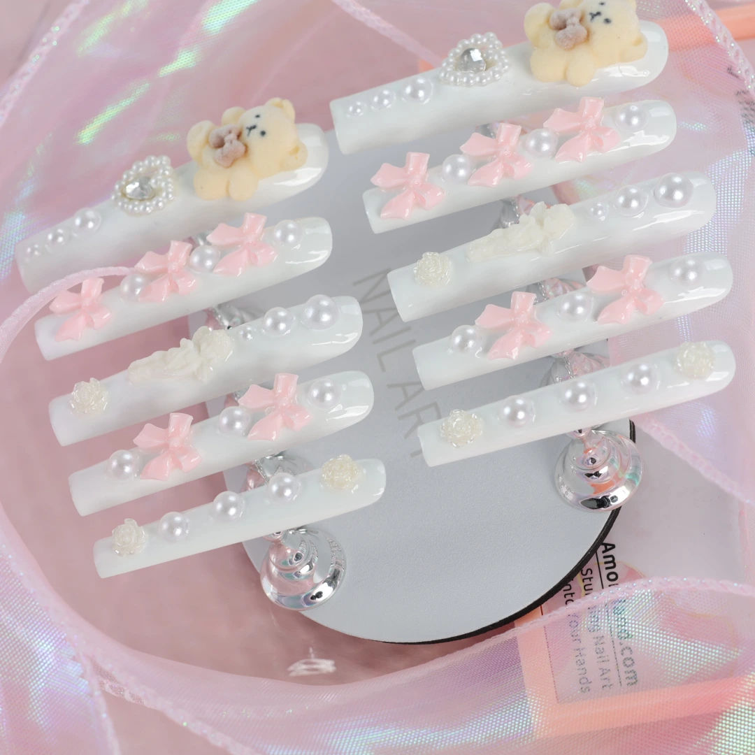 Pearl Bow Bear Press-on Nails